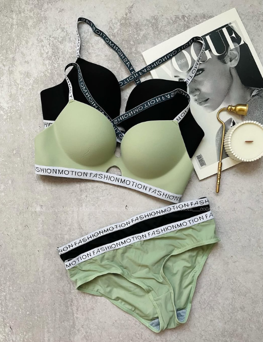 Comfortable Seamless Push-Up Lingerie Set – Lifting Bra & Panty Duo